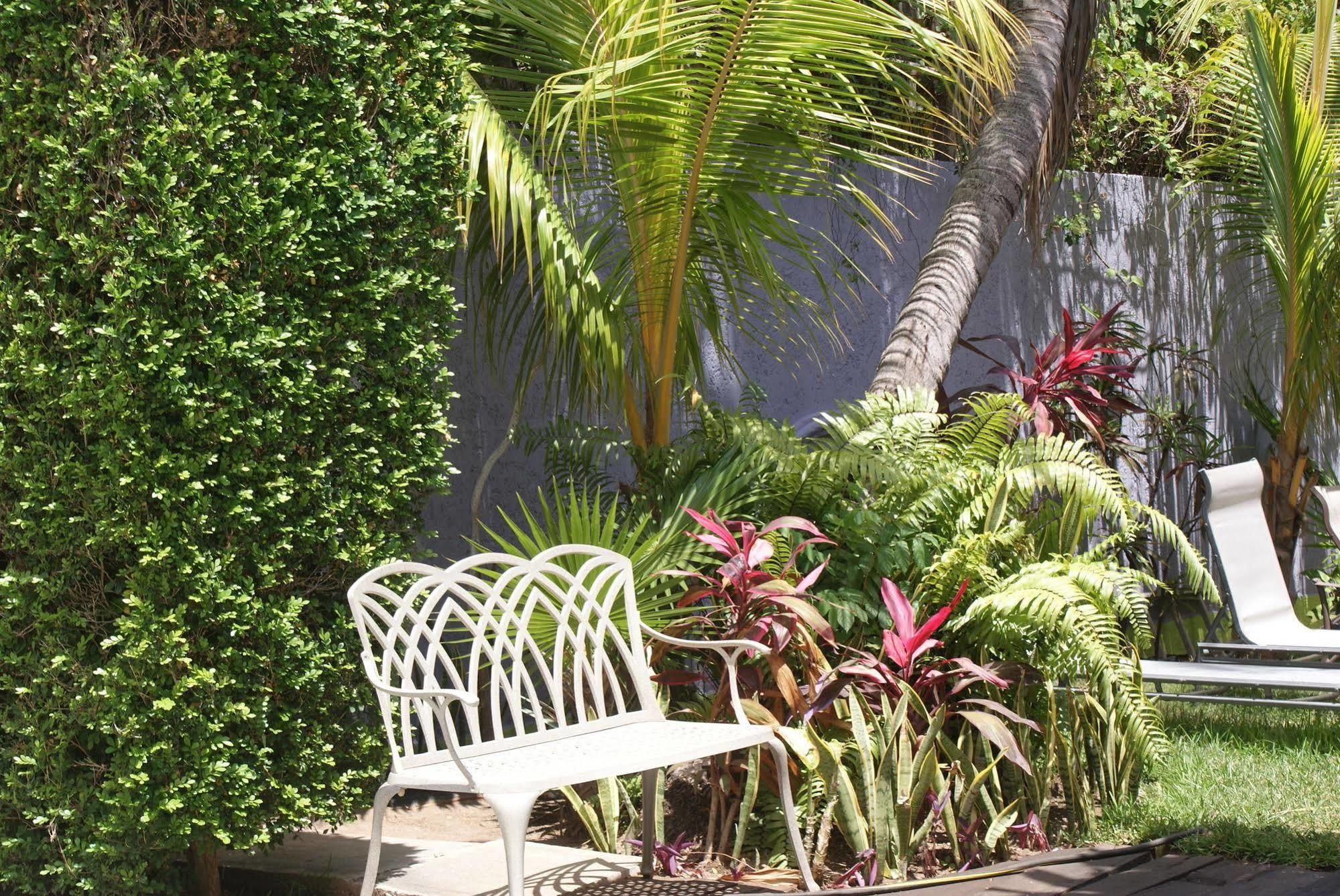 Hotel Hc Internacional Cancun Exterior photo